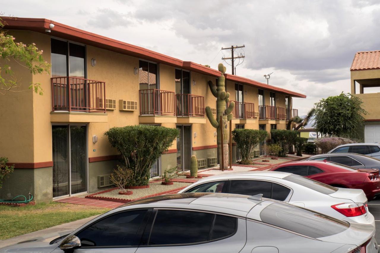 California Motel 3*